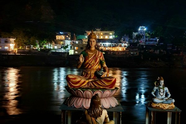 Méditation au Ganges, Rishikesh 2022