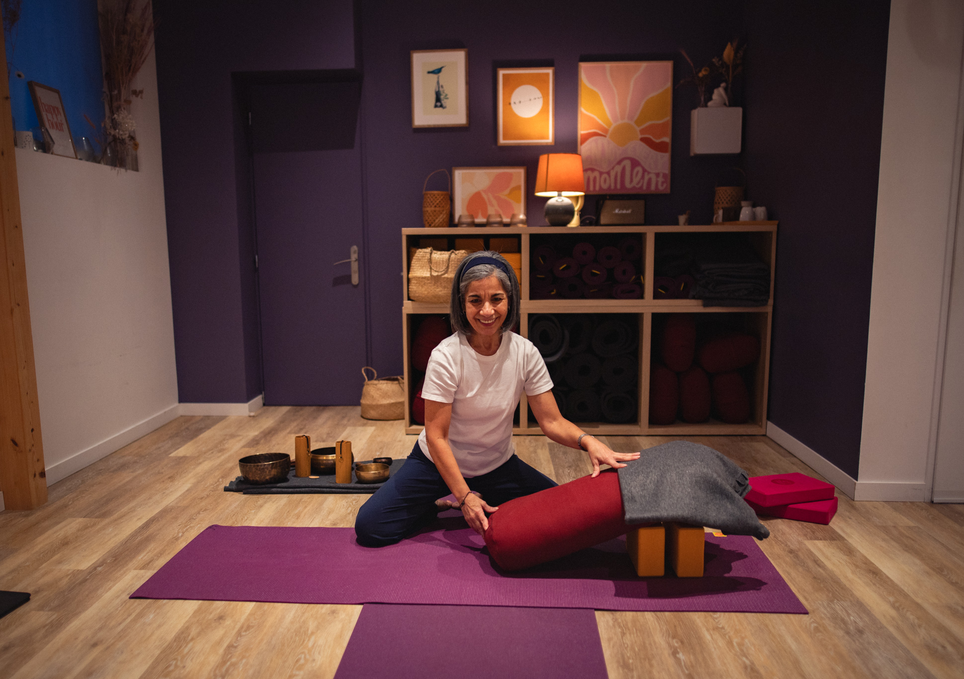 Cours de Yoga Annecy, preparation de posture restaurative supta baddha konasana
